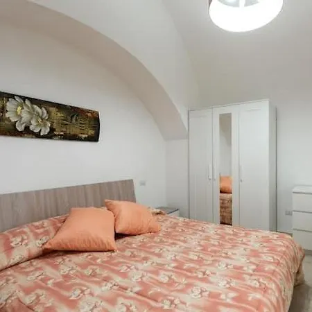 Vicolo 9 산테라모 인 콜레